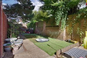 Private Garden- click for photo gallery